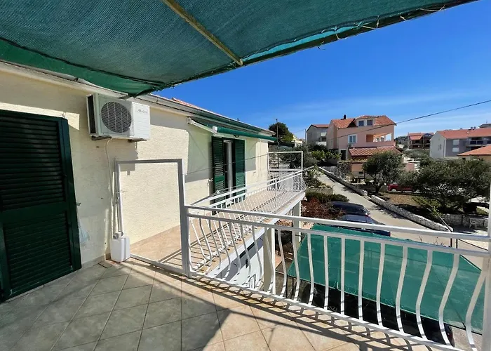 Anka I Antonio Apartment